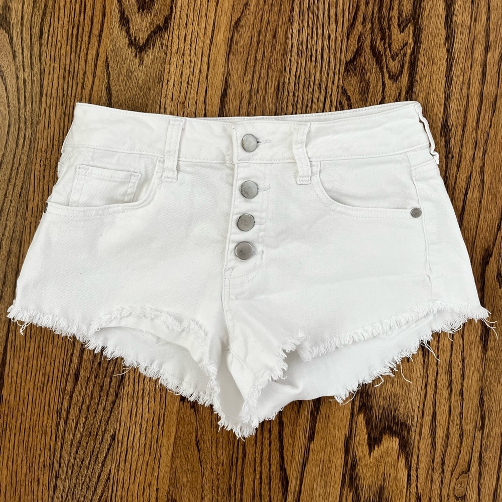 Altar’d State White Jean Shorts - Size 24/0